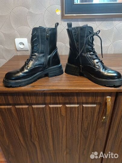 Ботинки женские 38 размер