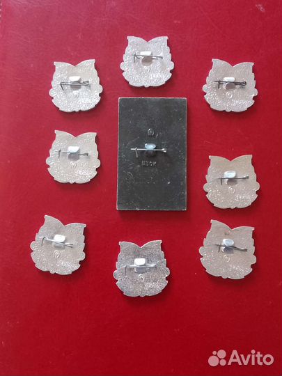 Значки МГУ и набор Москва