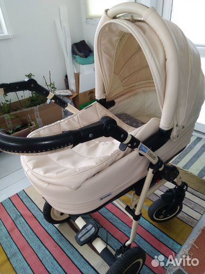 Продам детскую коляску Adamex б/у