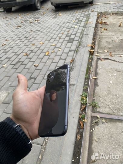iPhone 11, 64 ГБ
