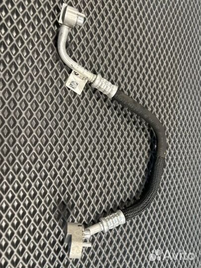 Трубка кондиционера Bmw X7 G07 B58B30N 2020