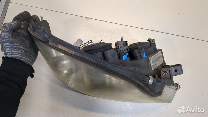 Фара (передняя) правая Nissan Primera P12, 2004