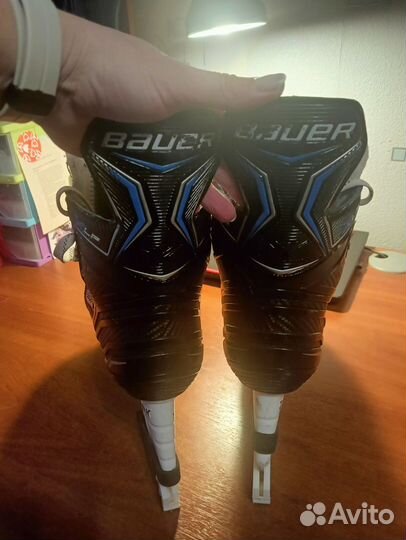 Хоккейные коньки bauer 39р