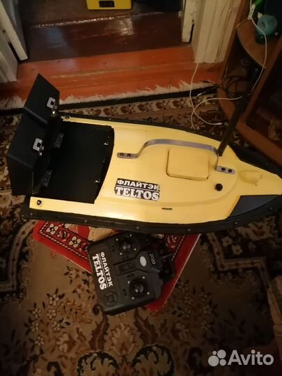 Прикормочный кораблик