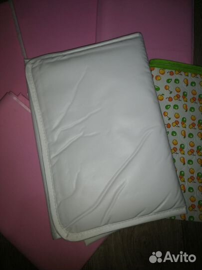 Непромокаемые пелёнки новые