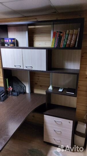 Компьютерный стол