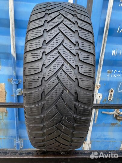 Dunlop SP Winter Sport M3 215/60 R17 96H
