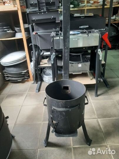 Печь для приготовления на дровах