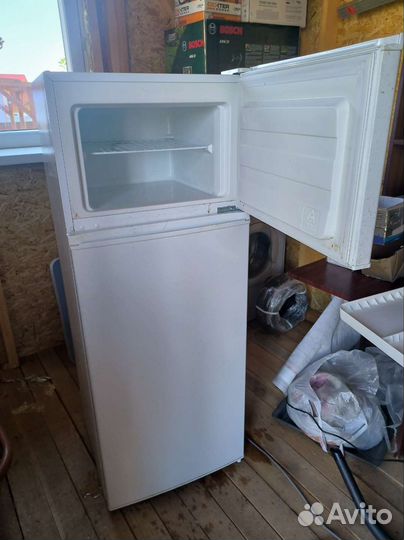 Холодильник бу