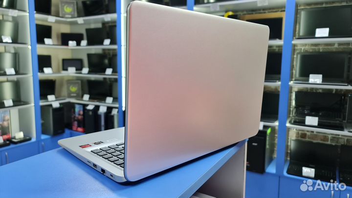 Ноутбук maibenben Ryzen 3 4300u 8gb 256gb IPS