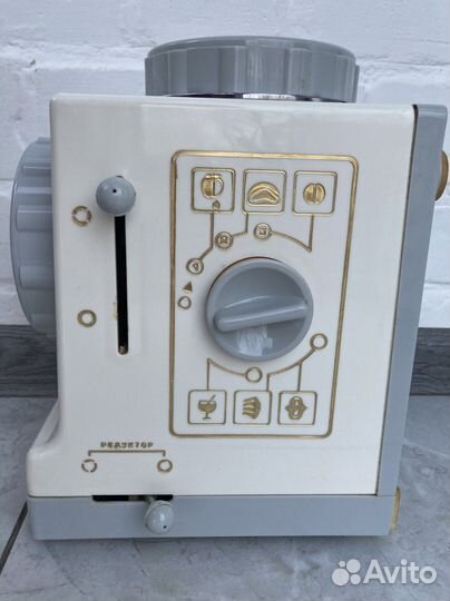 Кухонный комбайн мрия.Привод.В рабочем состоянии