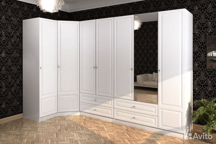 Угловой шкаф