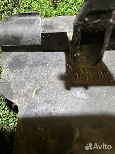 Воздуховод радиатора правый mercedes w220