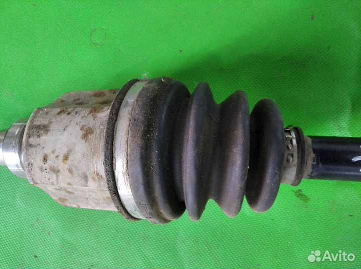 Привод, полуось левая 1064001140 Geely Emgrand EC7