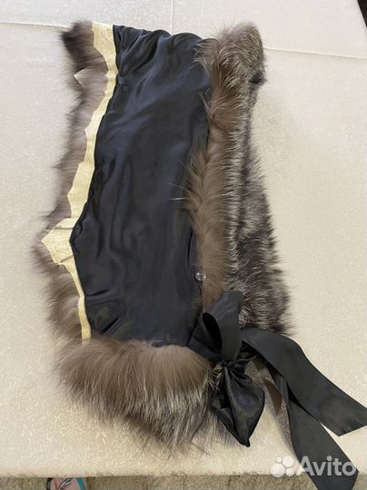Меховой воротник чернобурка