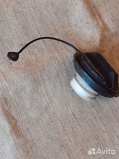 Крышка топливного бака Шевроле Нива оригинал