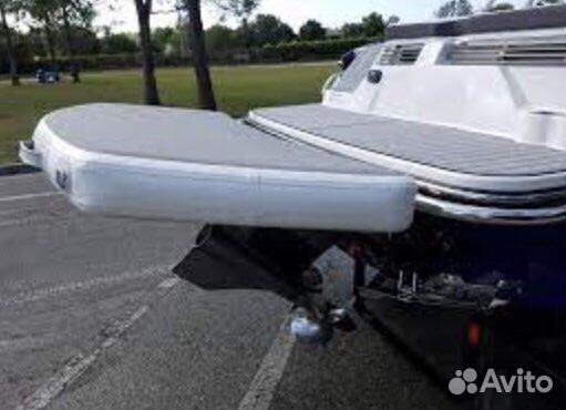 Надувная платформа для катера или яхты