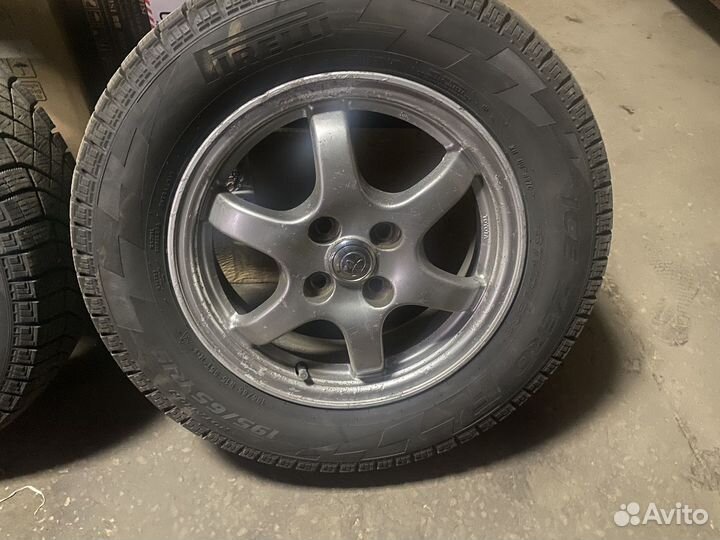 Pirelli Ice Zero 195/65 R15 95T