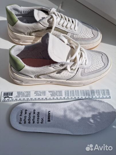 Кроссовки женские Bronx натуральная кожа