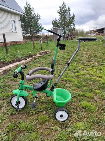 Детский велосипед с ручкой