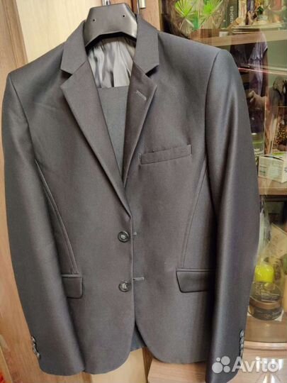 Школьный костюм