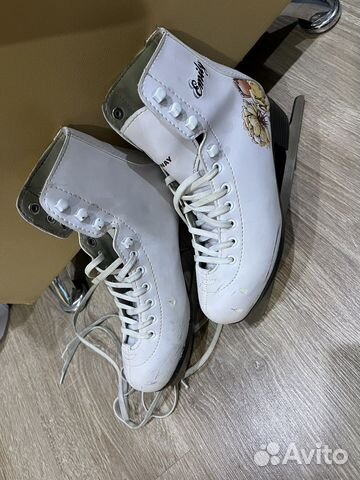 Коньки фигурные 35р