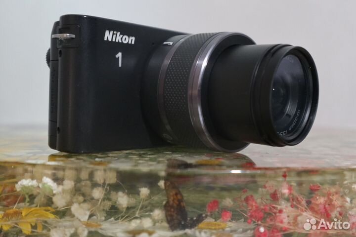 Nikon 1 j1 kit 10-30 VR