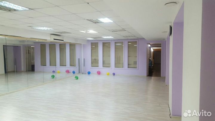 Танцевальные залы по часам 65,49,60,27,73,12-100m2