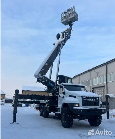 АВТОВЫШКА на базе урал 45 метров