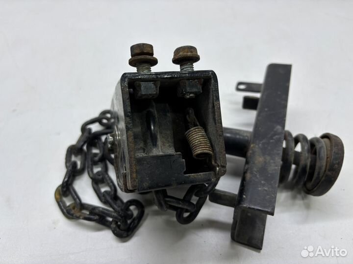 Лебедка запасного колеса toyota land cruiser 200