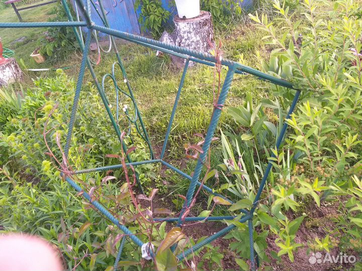 Опора,Шпалера для вьющихся растений