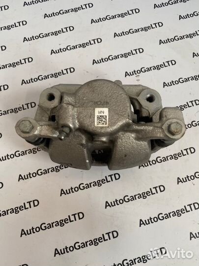 Суппорт передний правый Mini Cooper F57 2021