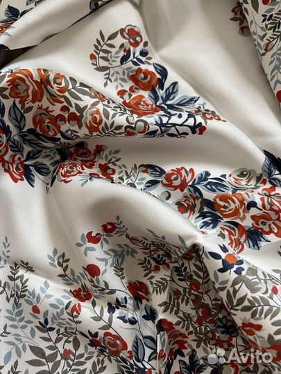 Двусторонний шелковый платок Гуччи