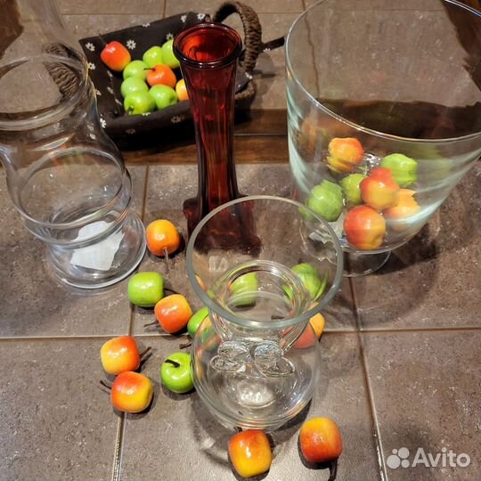 Вазы новые стекло