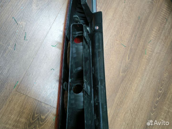 Задний правый фонарь ford fusion