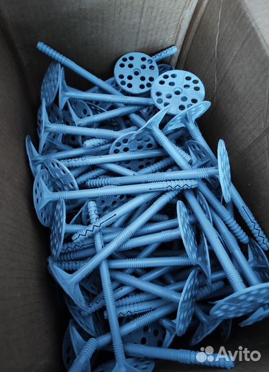 Дюбель Daxmer IZM 10*160 с металлическим гвоздем