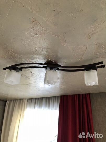 Потолочные светильники и люстры