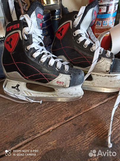 Коньки хоккейные детские 32 размер б/у