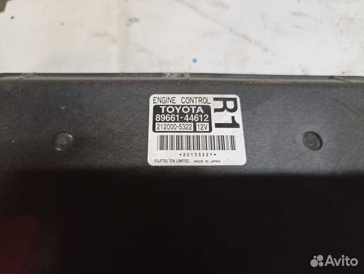 Блок EFI toyota 2ZR-FAE isis ZGM10G ZGM10W 8966144