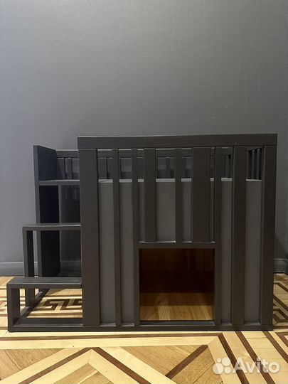 Будка для собаки или кошки