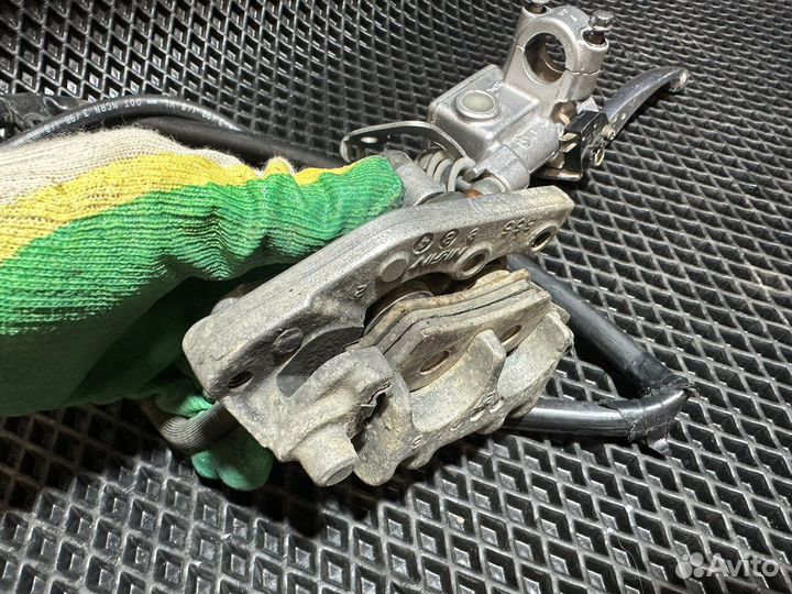 Передняя тормозная система Suzuki Djebel 250