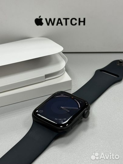 Apple Watch SE 44mm Black