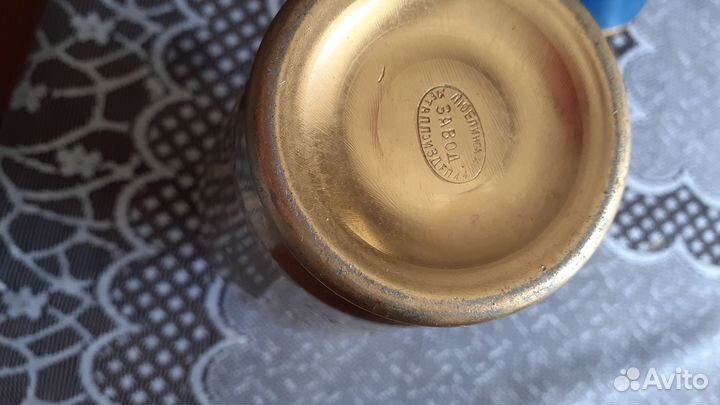 Вазы из металла