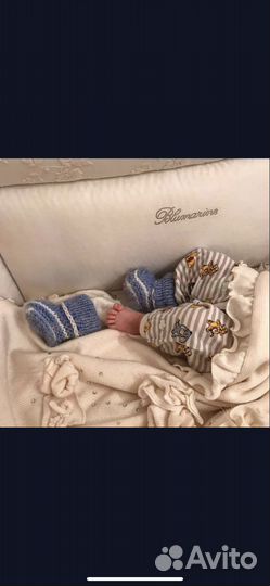 Детская кроватка и пеленальный комод