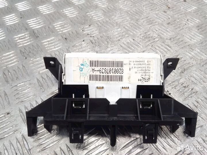 Дисплей компьютера Renault Megane 2 2004