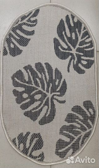 Ковер овальный новый