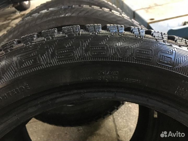 Gislaved Nord Frost 200 225/25 R17 98