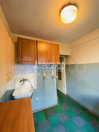 3-к. квартира, 56 м², 1/5 эт.