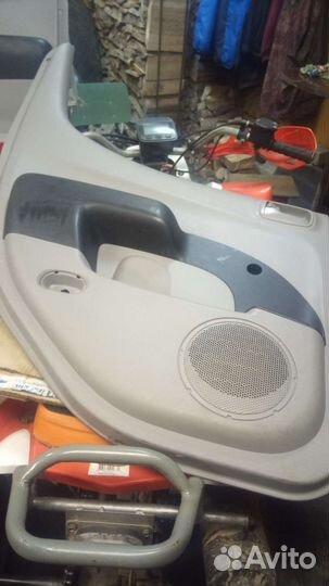 Пластик салона L200