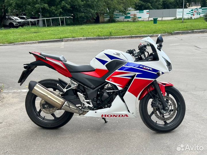 Honda cbr300r